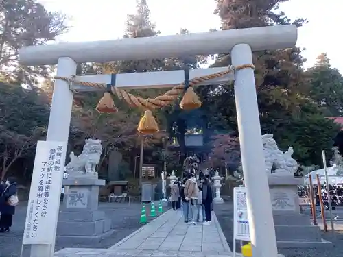 中氷川神社の鳥居