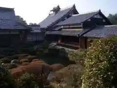 等持院の本殿