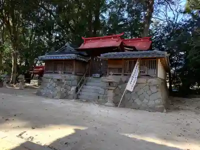八幡宮の{uncategorized: "未分類", other: "その他", undefined: "問題あり", building: "その他建物", grave: "お墓", sacred_gate: "鳥居", guardian: "狛犬", statue: "像", buddha: "仏像", history: "歴史", nature: "自然", garden: "庭園", animal: "動物", pagoda: "塔", temizu: "手水舎", mountain_gate: "山門・神門", sanctuary: "本殿・本堂", subordinate: "末社・摂社", art: "芸術", scenery: "景色", jizo: "地蔵", ema: "絵馬", goshuin: "御朱印", omikuji: "おみくじ", items: "授与品その他", amulet: "お守り", goshuincho: "御朱印帳", eats: "食事", festival: "お祭り", votive_dance: "神楽", shichigosan: "七五三参", wedding: "結婚式", experience: "体験その他", initially: "初詣", around: "周辺", anti_infection: "感染症対策"}