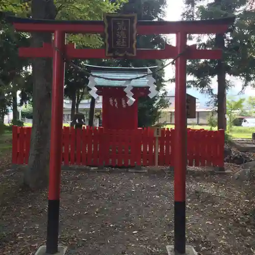 生島足島神社の末社