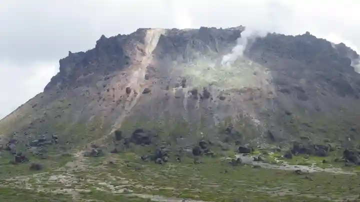樽前山奥宮の芸術