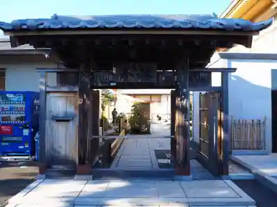 梅蔭寺の山門・神門