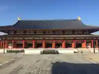 薬師寺の本殿・本堂