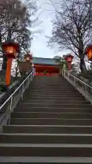 穴八幡宮の建物その他