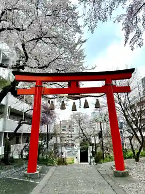 榴岡天満宮の{uncategorized: "未分類", other: "その他", undefined: "問題あり", building: "その他建物", grave: "お墓", sacred_gate: "鳥居", guardian: "狛犬", statue: "像", buddha: "仏像", history: "歴史", nature: "自然", garden: "庭園", animal: "動物", pagoda: "塔", temizu: "手水舎", mountain_gate: "山門・神門", sanctuary: "本殿・本堂", subordinate: "末社・摂社", art: "芸術", scenery: "景色", jizo: "地蔵", ema: "絵馬", goshuin: "御朱印", omikuji: "おみくじ", items: "授与品その他", amulet: "お守り", goshuincho: "御朱印帳", eats: "食事", festival: "お祭り", votive_dance: "神楽", shichigosan: "七五三参", wedding: "結婚式", experience: "体験その他", initially: "初詣", around: "周辺", anti_infection: "感染症対策"}