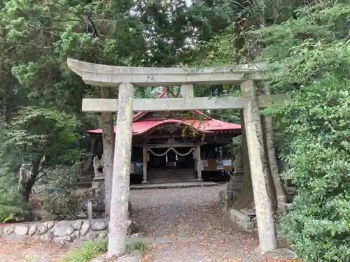 高殿神社の鳥居