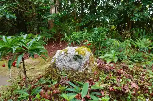 金福寺の庭園