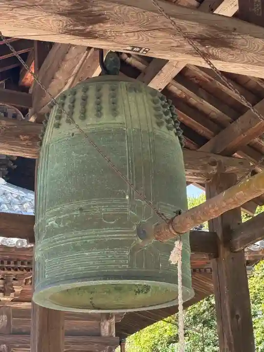 粉河寺の{uncategorized: "未分類", other: "その他", undefined: "問題あり", building: "その他建物", grave: "お墓", sacred_gate: "鳥居", guardian: "狛犬", statue: "像", buddha: "仏像", history: "歴史", nature: "自然", garden: "庭園", animal: "動物", pagoda: "塔", temizu: "手水舎", mountain_gate: "山門・神門", sanctuary: "本殿・本堂", subordinate: "末社・摂社", art: "芸術", scenery: "景色", jizo: "地蔵", ema: "絵馬", goshuin: "御朱印", omikuji: "おみくじ", items: "授与品その他", amulet: "お守り", goshuincho: "御朱印帳", eats: "食事", festival: "お祭り", votive_dance: "神楽", shichigosan: "七五三参", wedding: "結婚式", experience: "体験その他", initially: "初詣", around: "周辺", anti_infection: "感染症対策"}