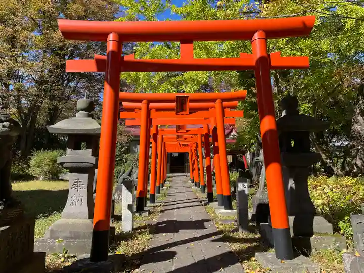 与次郎稲荷神社(秋田県)