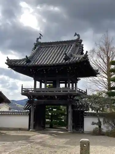 円通寺の山門