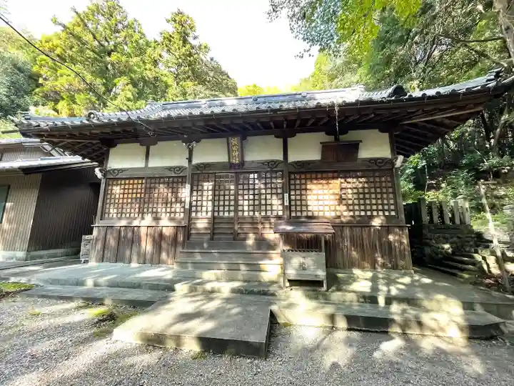 額田神社の本殿・本堂