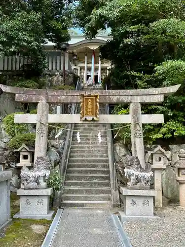 美多彌神社の鳥居