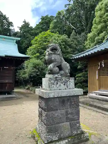 中田八坂神社の狛犬