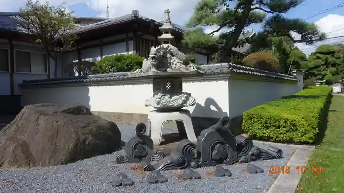 荘厳寺の建物その他