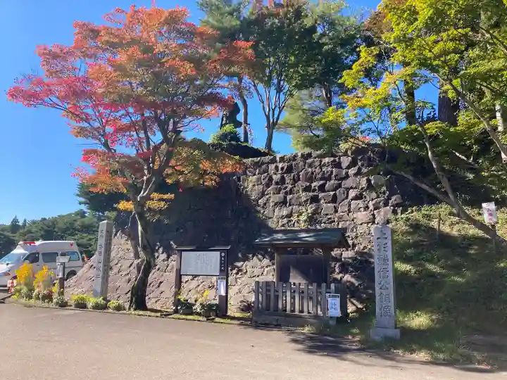 春日山神社(新潟県)