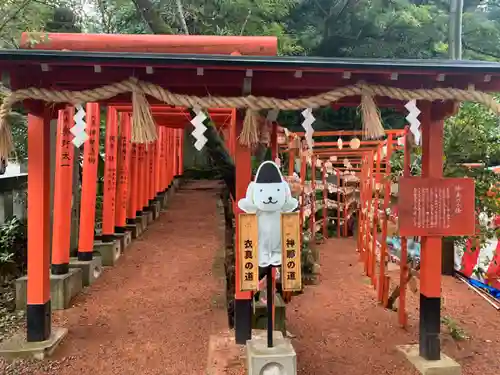 廣坂稲荷神社の鳥居