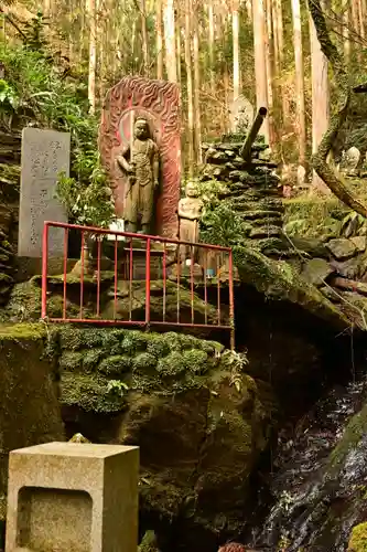 施法寺(東大寺末寺)(愛媛県)