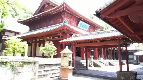 崇福寺の本殿