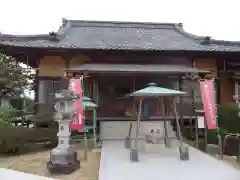 宝蔵院極楽寺の本殿