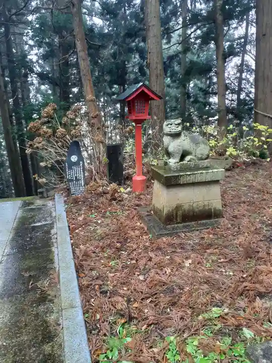 御賀八幡宮の狛犬