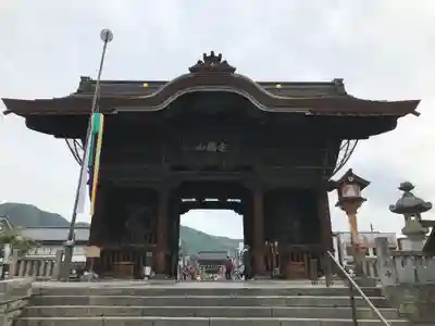 善光寺の山門・神門