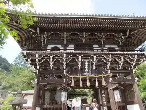 善峯寺の山門・神門