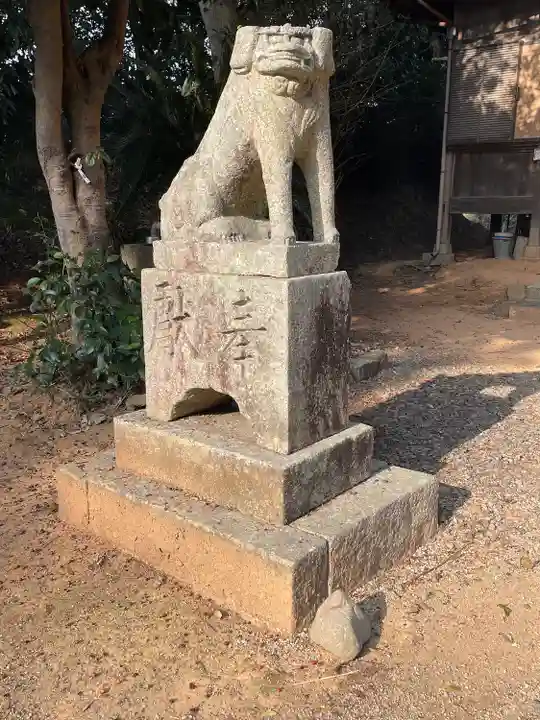 富任八幡宮の狛犬