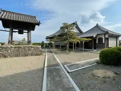宗福寺の{uncategorized: "未分類", other: "その他", undefined: "問題あり", building: "その他建物", grave: "お墓", sacred_gate: "鳥居", guardian: "狛犬", statue: "像", buddha: "仏像", history: "歴史", nature: "自然", garden: "庭園", animal: "動物", pagoda: "塔", temizu: "手水舎", mountain_gate: "山門・神門", sanctuary: "本殿・本堂", subordinate: "末社・摂社", art: "芸術", scenery: "景色", jizo: "地蔵", ema: "絵馬", goshuin: "御朱印", omikuji: "おみくじ", items: "授与品その他", amulet: "お守り", goshuincho: "御朱印帳", eats: "食事", festival: "お祭り", votive_dance: "神楽", shichigosan: "七五三参", wedding: "結婚式", experience: "体験その他", initially: "初詣", around: "周辺", anti_infection: "感染症対策"}