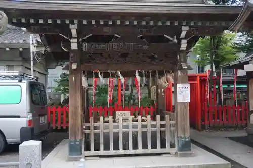 下谷神社の手水舎