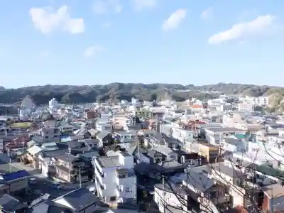 遠見岬神社の{uncategorized: "未分類", other: "その他", undefined: "問題あり", building: "その他建物", grave: "お墓", sacred_gate: "鳥居", guardian: "狛犬", statue: "像", buddha: "仏像", history: "歴史", nature: "自然", garden: "庭園", animal: "動物", pagoda: "塔", temizu: "手水舎", mountain_gate: "山門・神門", sanctuary: "本殿・本堂", subordinate: "末社・摂社", art: "芸術", scenery: "景色", jizo: "地蔵", ema: "絵馬", goshuin: "御朱印", omikuji: "おみくじ", items: "授与品その他", amulet: "お守り", goshuincho: "御朱印帳", eats: "食事", festival: "お祭り", votive_dance: "神楽", shichigosan: "七五三参", wedding: "結婚式", experience: "体験その他", initially: "初詣", around: "周辺", anti_infection: "感染症対策"}