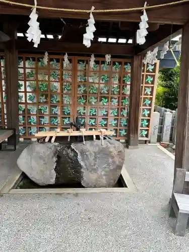 御嶽神社茅萱宮の手水舎