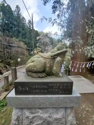 姥宮神社の狛犬