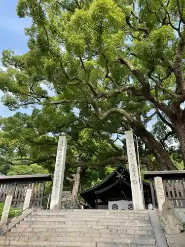 艮神社の建物その他