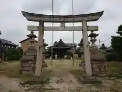 八幡社（男山八幡宮）の鳥居