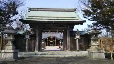 根室金刀比羅神社の山門・神門