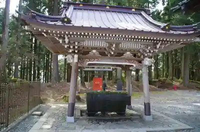身延山奥之院思親閣の手水舎