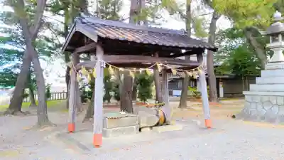 三嶋神社の手水舎