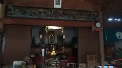 応暦寺の本殿・本堂