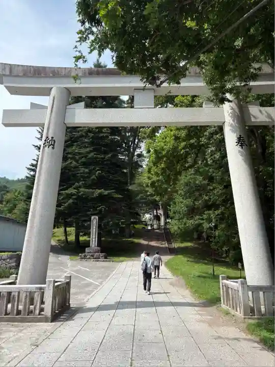 諏訪大社上社前宮(長野県)