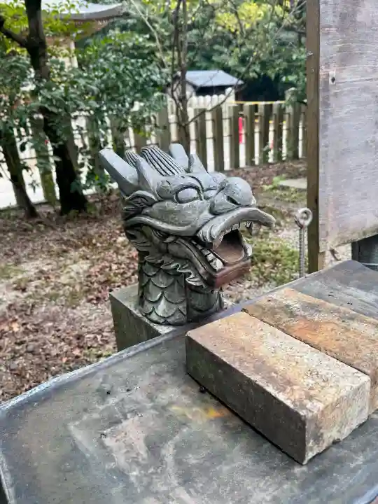 京都乃木神社の{uncategorized: "未分類", other: "その他", undefined: "問題あり", building: "その他建物", grave: "お墓", sacred_gate: "鳥居", guardian: "狛犬", statue: "像", buddha: "仏像", history: "歴史", nature: "自然", garden: "庭園", animal: "動物", pagoda: "塔", temizu: "手水舎", mountain_gate: "山門・神門", sanctuary: "本殿・本堂", subordinate: "末社・摂社", art: "芸術", scenery: "景色", jizo: "地蔵", ema: "絵馬", goshuin: "御朱印", omikuji: "おみくじ", items: "授与品その他", amulet: "お守り", goshuincho: "御朱印帳", eats: "食事", festival: "お祭り", votive_dance: "神楽", shichigosan: "七五三参", wedding: "結婚式", experience: "体験その他", initially: "初詣", around: "周辺", anti_infection: "感染症対策"}