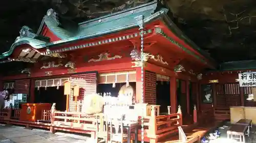 鵜戸神宮の本殿・本堂