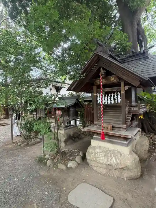 秩父神社の{uncategorized: "未分類", other: "その他", undefined: "問題あり", building: "その他建物", grave: "お墓", sacred_gate: "鳥居", guardian: "狛犬", statue: "像", buddha: "仏像", history: "歴史", nature: "自然", garden: "庭園", animal: "動物", pagoda: "塔", temizu: "手水舎", mountain_gate: "山門・神門", sanctuary: "本殿・本堂", subordinate: "末社・摂社", art: "芸術", scenery: "景色", jizo: "地蔵", ema: "絵馬", goshuin: "御朱印", omikuji: "おみくじ", items: "授与品その他", amulet: "お守り", goshuincho: "御朱印帳", eats: "食事", festival: "お祭り", votive_dance: "神楽", shichigosan: "七五三参", wedding: "結婚式", experience: "体験その他", initially: "初詣", around: "周辺", anti_infection: "感染症対策"}