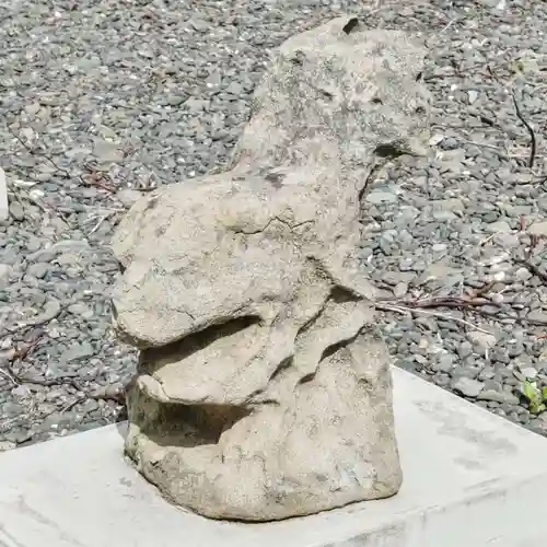 東洋稲荷神社の狛犬