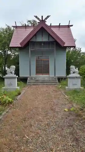 岡山神社の本殿