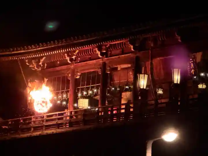 東大寺 二月堂の{uncategorized: "未分類", other: "その他", undefined: "問題あり", building: "その他建物", grave: "お墓", sacred_gate: "鳥居", guardian: "狛犬", statue: "像", buddha: "仏像", history: "歴史", nature: "自然", garden: "庭園", animal: "動物", pagoda: "塔", temizu: "手水舎", mountain_gate: "山門・神門", sanctuary: "本殿・本堂", subordinate: "末社・摂社", art: "芸術", scenery: "景色", jizo: "地蔵", ema: "絵馬", goshuin: "御朱印", omikuji: "おみくじ", items: "授与品その他", amulet: "お守り", goshuincho: "御朱印帳", eats: "食事", festival: "お祭り", votive_dance: "神楽", shichigosan: "七五三参", wedding: "結婚式", experience: "体験その他", initially: "初詣", around: "周辺", anti_infection: "感染症対策"}