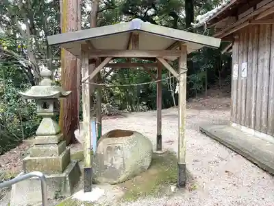 和田神社の手水舎