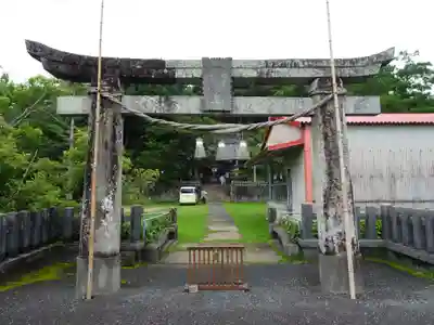 郡浦神社の鳥居
