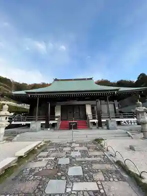 聖光寺の本殿・本堂