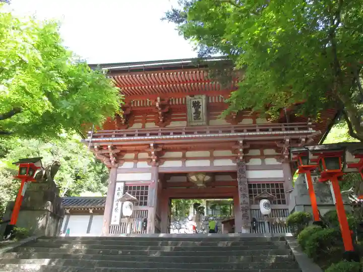 鞍馬寺の山門・神門