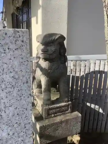 冨士八幡社の狛犬